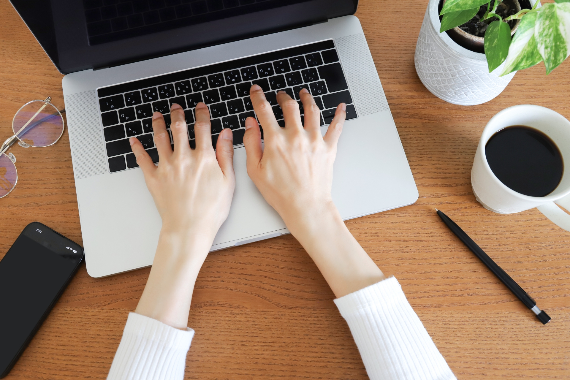 WEBコンサルティングで成果を出す企業の共通点とは？成功企業に学ぶ10の実践戦略